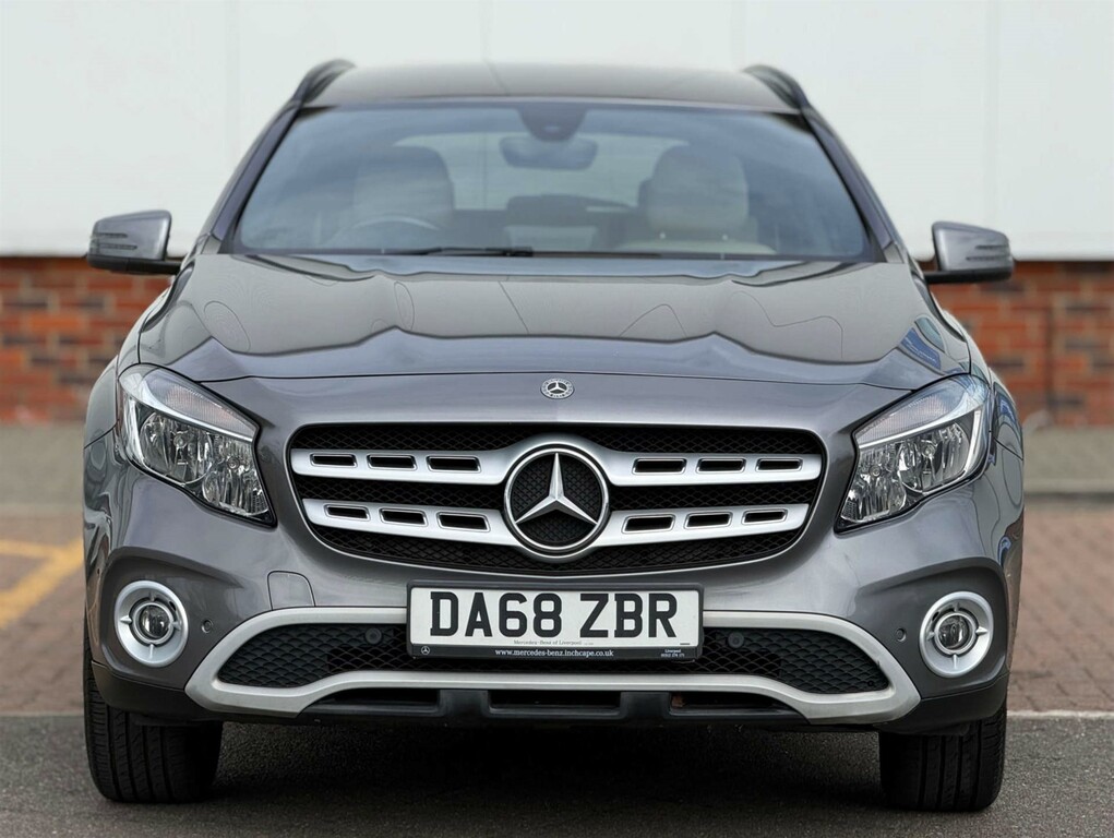 Mercedes-Benz GLA Class Se Executive DA68ZBR Grey #2