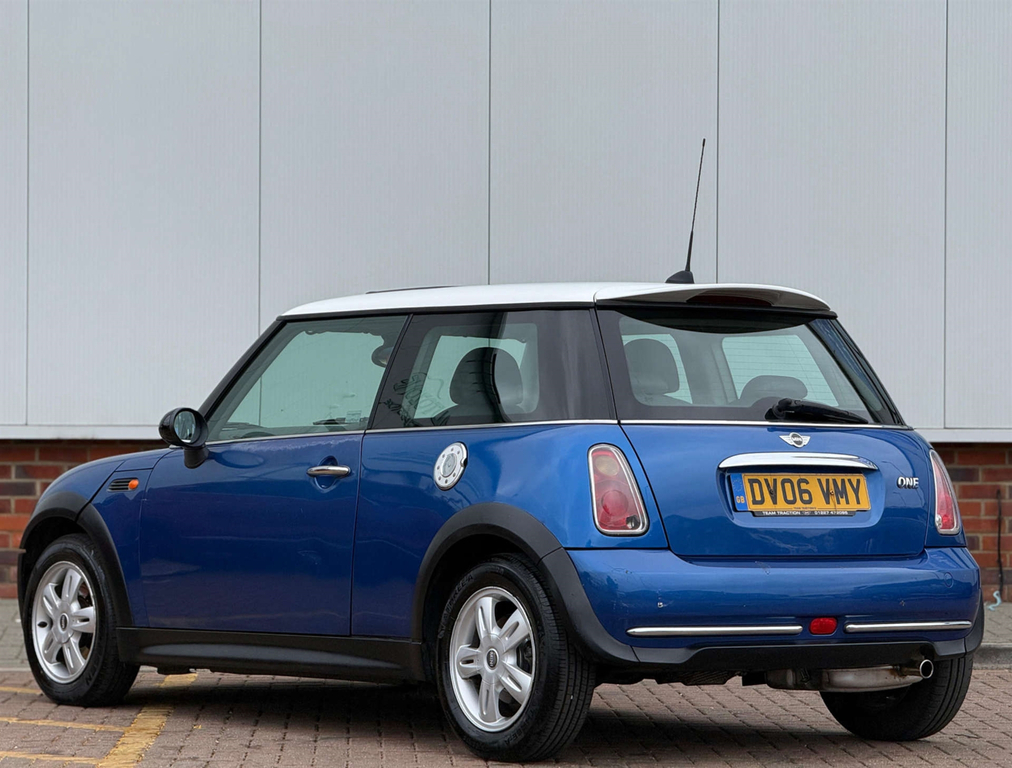 Mini Hatch One Cvt DV06VMY #4