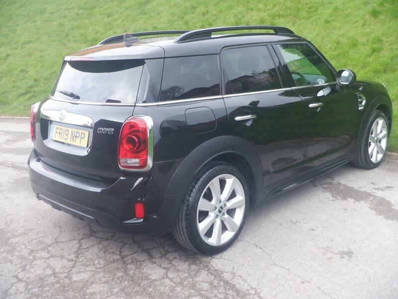 Mini Countryman 1.5 Cooper Exclusive Euro 6 Ss FR19NPP Black #6