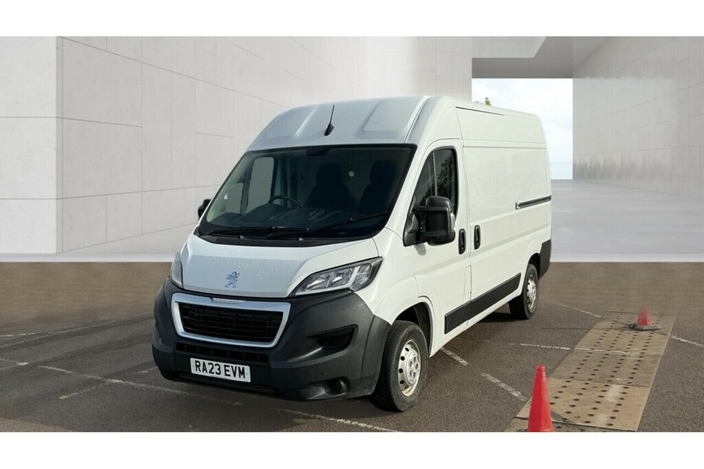 Peugeot Boxer Bluehdi 335 Professional Premium U5243 Ulez RA23EVM White #2