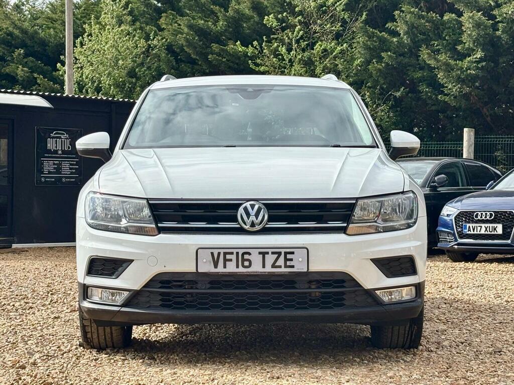 Volkswagen Tiguan 2.0 Tdi Bluemotion Tech Se Navigation Dsg 4Motion VF16TZE White #4