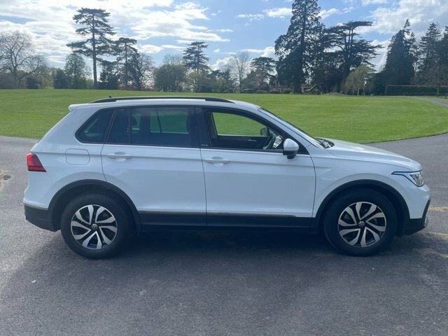 Volkswagen Tiguan 2022 1.5 Tsi Active Suv Dsg Euro 6 Ss RK22XBL White #6