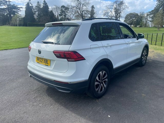 Volkswagen Tiguan 2022 1.5 Tsi Active Suv Dsg Euro 6 Ss RK22XBL White #5