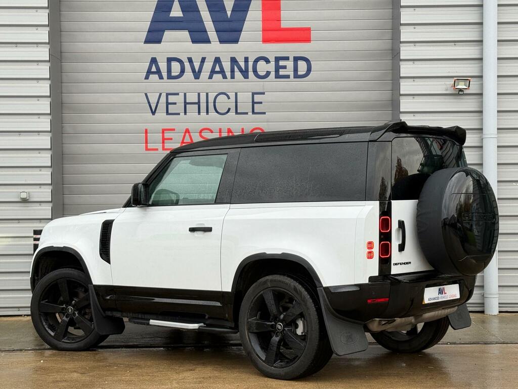 Land Rover Defender 90 Land Rover Defender 90 YG72VRV White #3