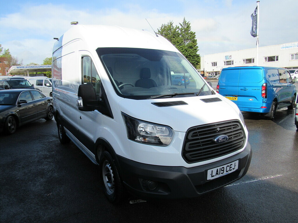 Ford Transit Custom 2.0 350 Ecoblue Panel Van Fwd L2 LA19CEJ White #5