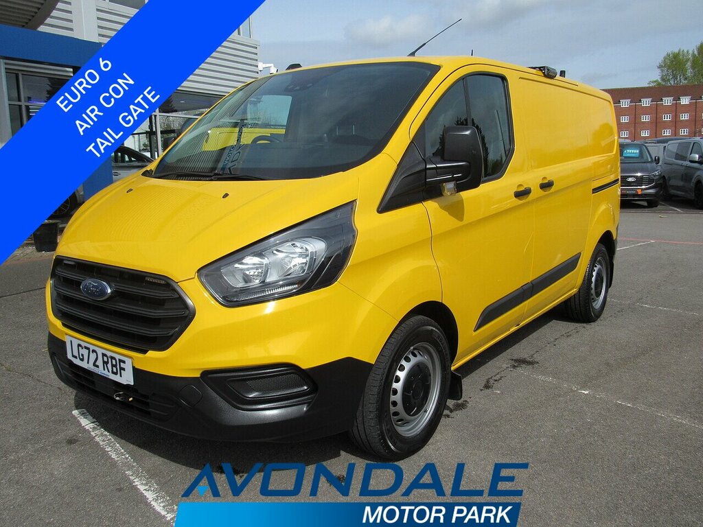 Ford Transit Custom 340 Ecoblue Leader 2.0 Panel Van LG72RBF Yellow
