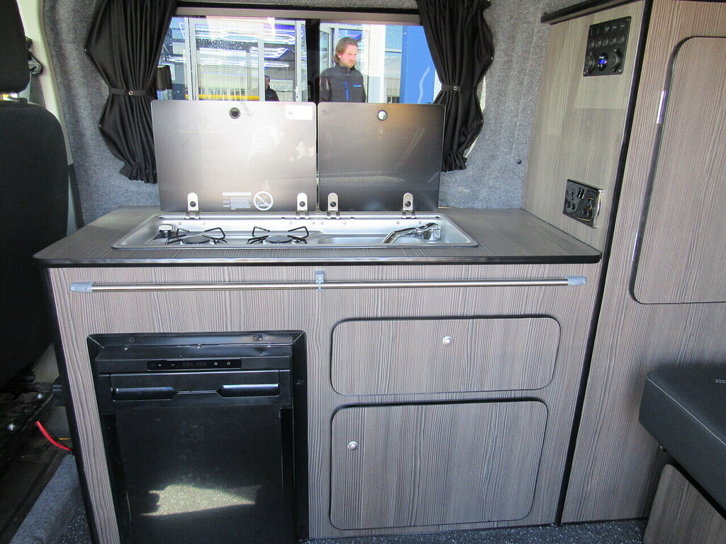 Ford Transit Custom 340 Ecoblue Yellow Euro 6 Camper Day Van With Bed LG72RCV Yellow #3