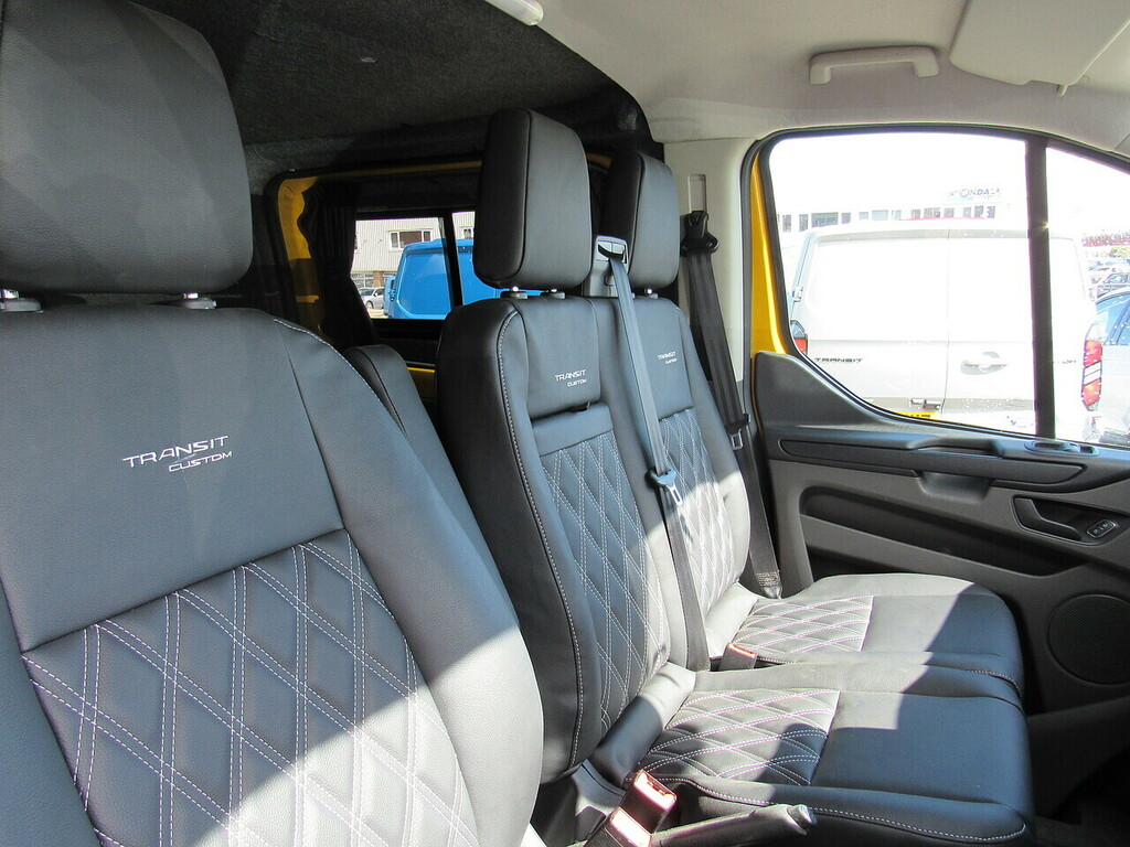 Ford Transit Custom 340 Ecoblue Yellow Euro 6 Camper Day Van With Bed LG72RCV Yellow #5