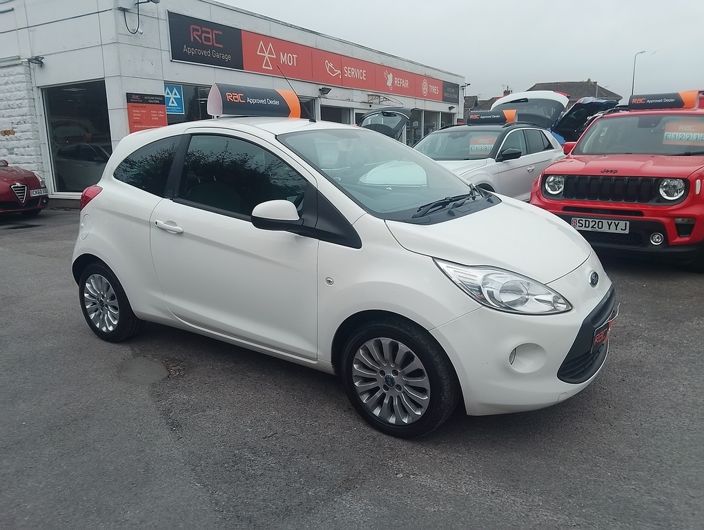 Ford KA Zetec White
