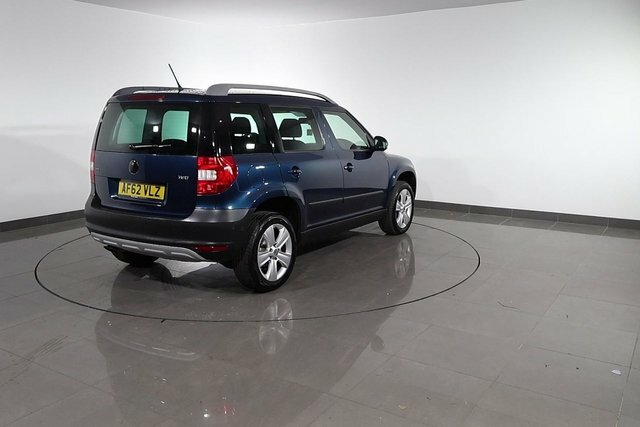 Skoda Yeti 2.0 Tdi S Outdoor White #74