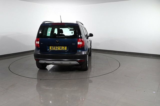 Skoda Yeti 2.0 Tdi S Outdoor White #69