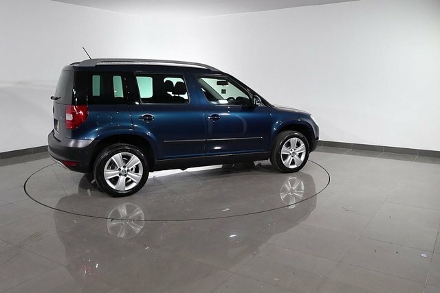 Skoda Yeti 2.0 Tdi S Outdoor White #80