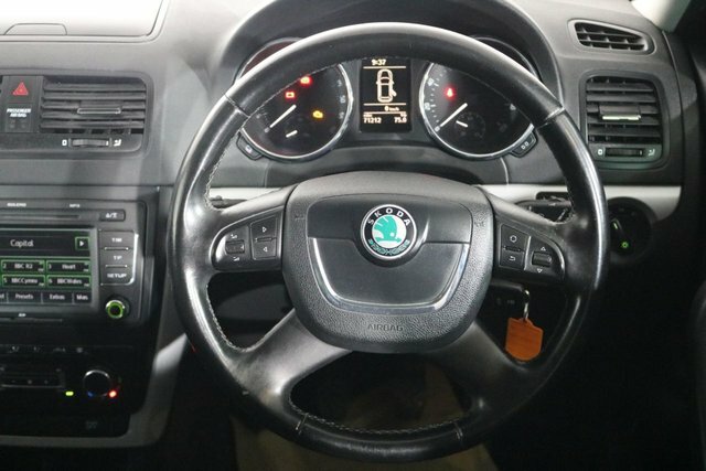 Skoda Yeti 2.0 Tdi S Outdoor White #30