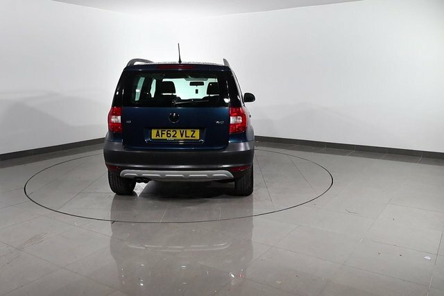 Skoda Yeti 2.0 Tdi S Outdoor White #68