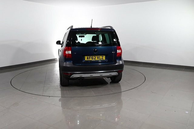 Skoda Yeti 2.0 Tdi S Outdoor White #65