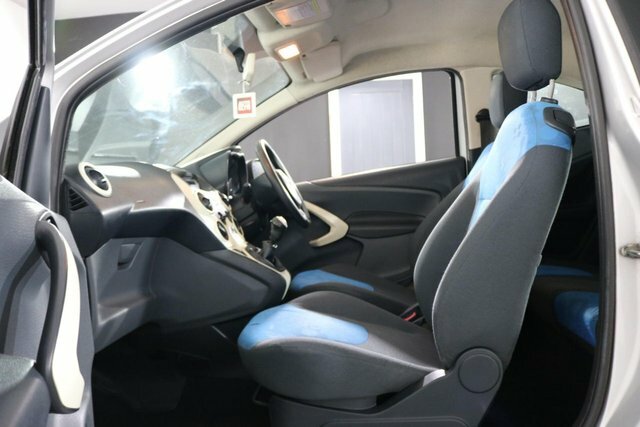 Ford KA 1.2 Style Hatchback Euro 4 69 P LG09XBB Silver #6