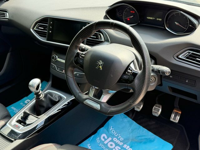 Peugeot 308 SW 1.5 Bluehdi Gt Line Black #4