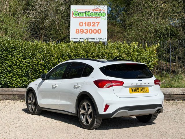 Ford Focus 1.0T Ecoboost Active Hatchback WM19AGU White #3