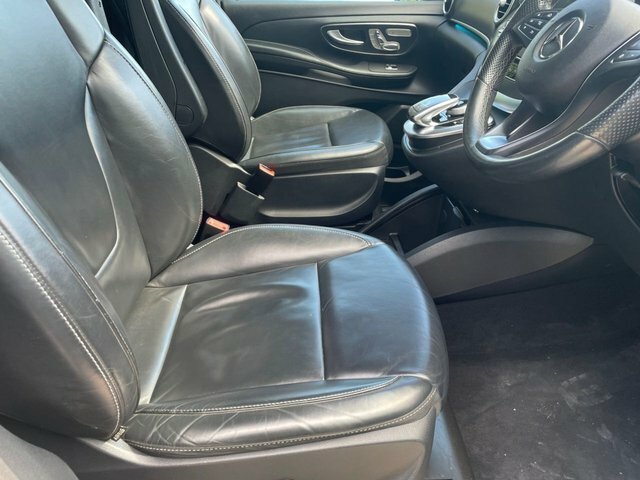 Mercedes-Benz V Class 2.2 V220d Amg Line KW19XGG Silver #5