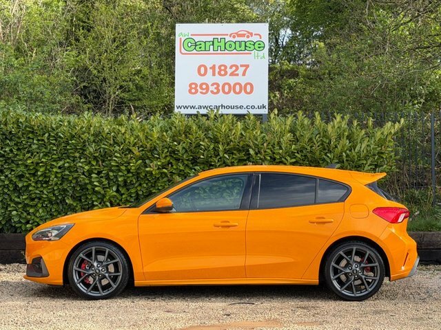 Ford Focus 2.3T Ecoboost St Hatchback Orange #6
