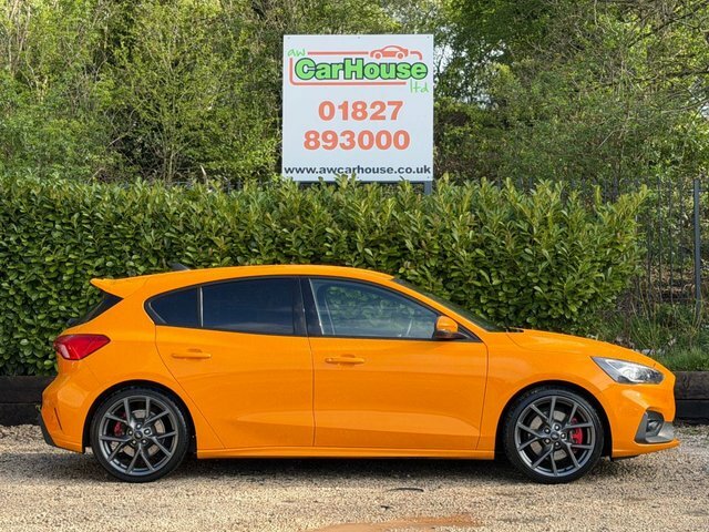 Ford Focus 2.3T Ecoboost St Hatchback Orange #4
