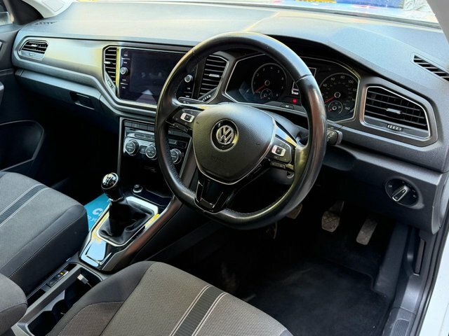 Volkswagen T-Roc 1.0 Tsi Gpf Design NJ69VTG White #4