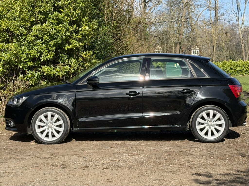 Audi A1 1.4 Tfsi Sport Black #2