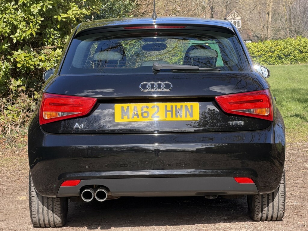 Audi A1 1.4 Tfsi Sport Black #4