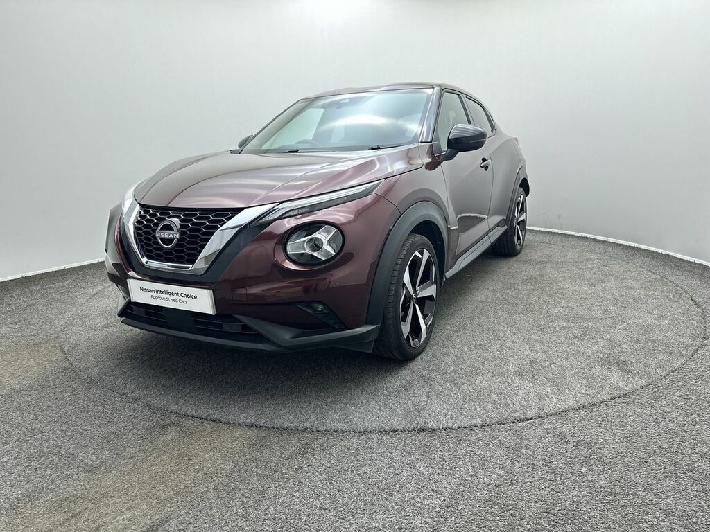 Nissan Juke 1.0 Dig-t 114 Tekna OV72WUC Red #4