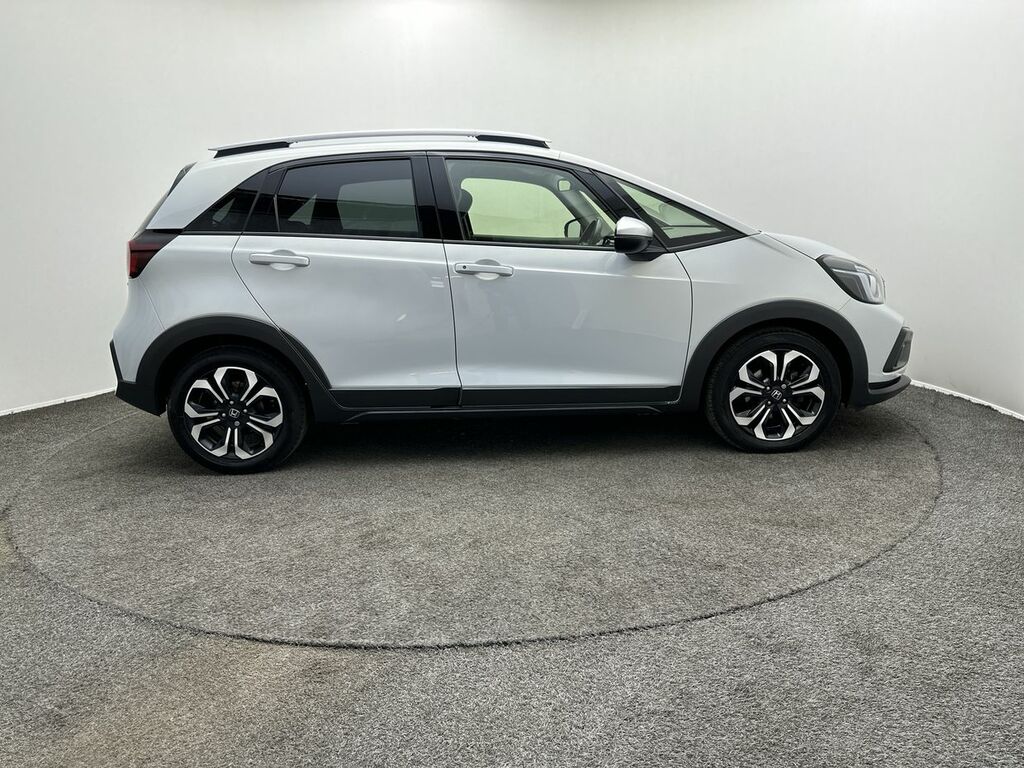 Honda Jazz 1.5 I-mmd Hybrid Crosstar Ex Ecvt RO23EBK White #6
