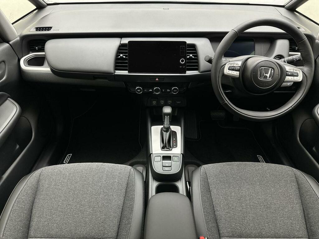 Honda Jazz 1.5 I-mmd Hybrid Advance Ecvt OV75YCJ White #5