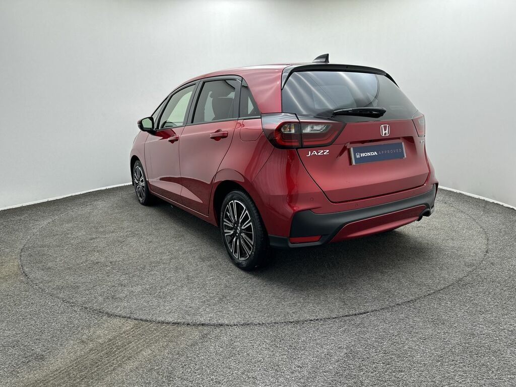 Honda Jazz 1.5 I-mmd Hybrid Advance Ecvt OV26USM Red #4