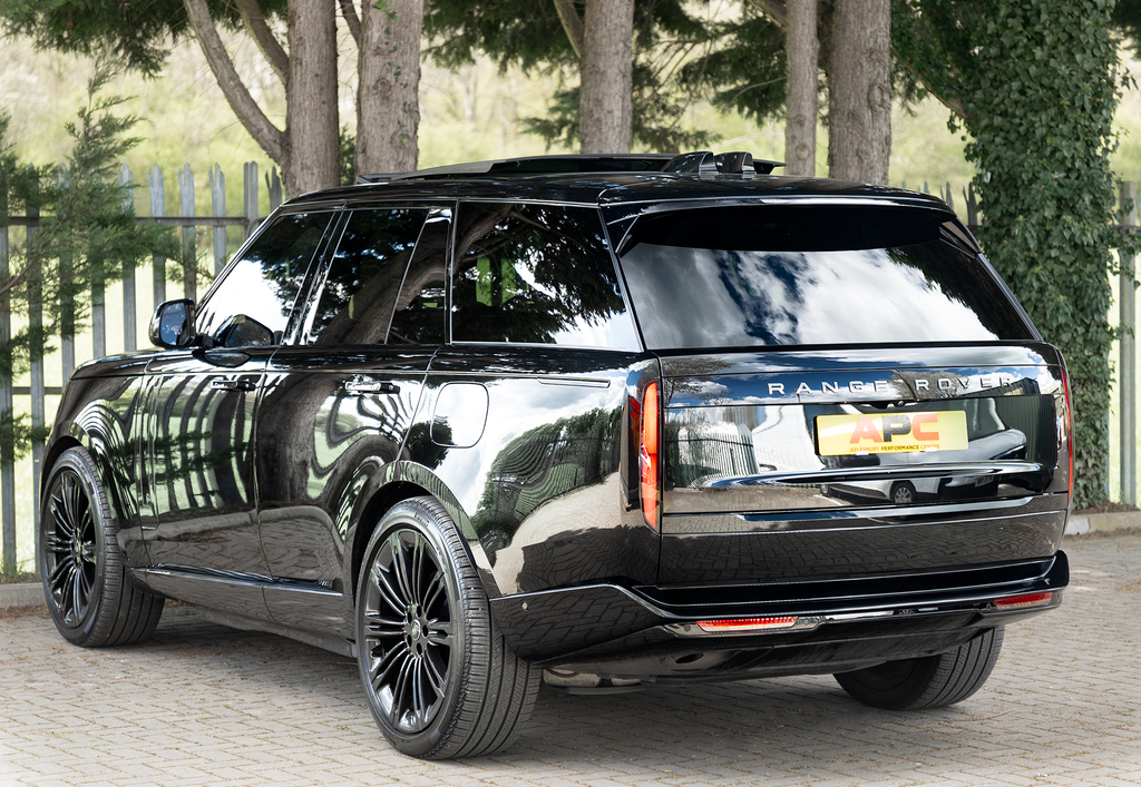 Land Rover Range Rover P440e Hybrid #3