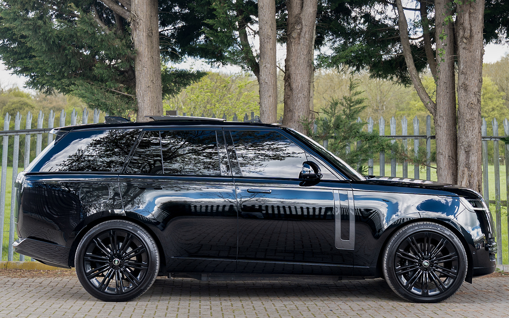 Land Rover Range Rover P440e Hybrid #2