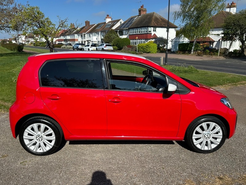 Volkswagen Up Move Up HG67VXH Red #4