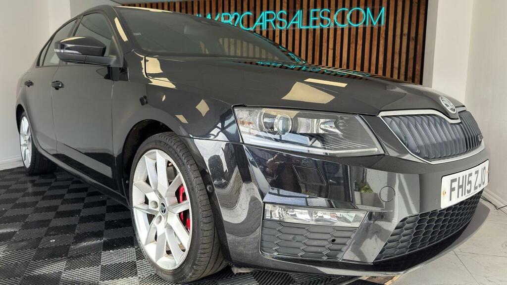 Skoda Octavia Hatchback 2.0 Tfsi Vrs Dsg Euro 6 Ss Snav Black #2
