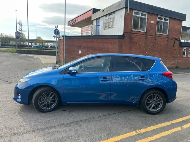 Toyota Auris 1.6 V-matic Icon Plus Hatchback Blue #6