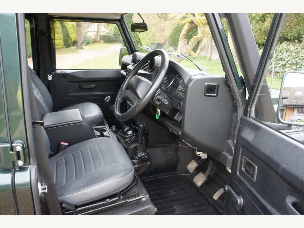 Land Rover Defender 110 Diesel Green #2