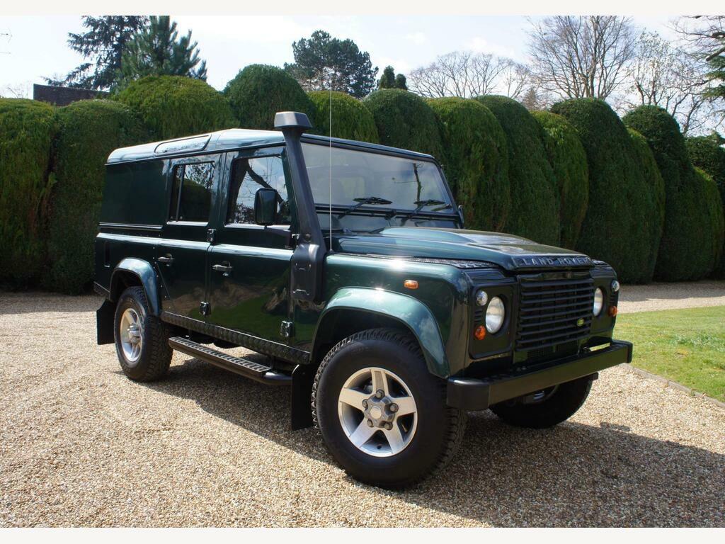 Land Rover Defender 110 Diesel Green #4