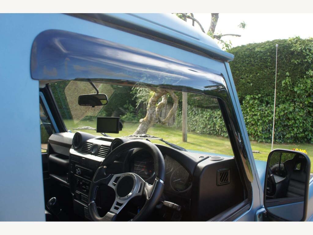 Land Rover Defender 90 Suv Green #30