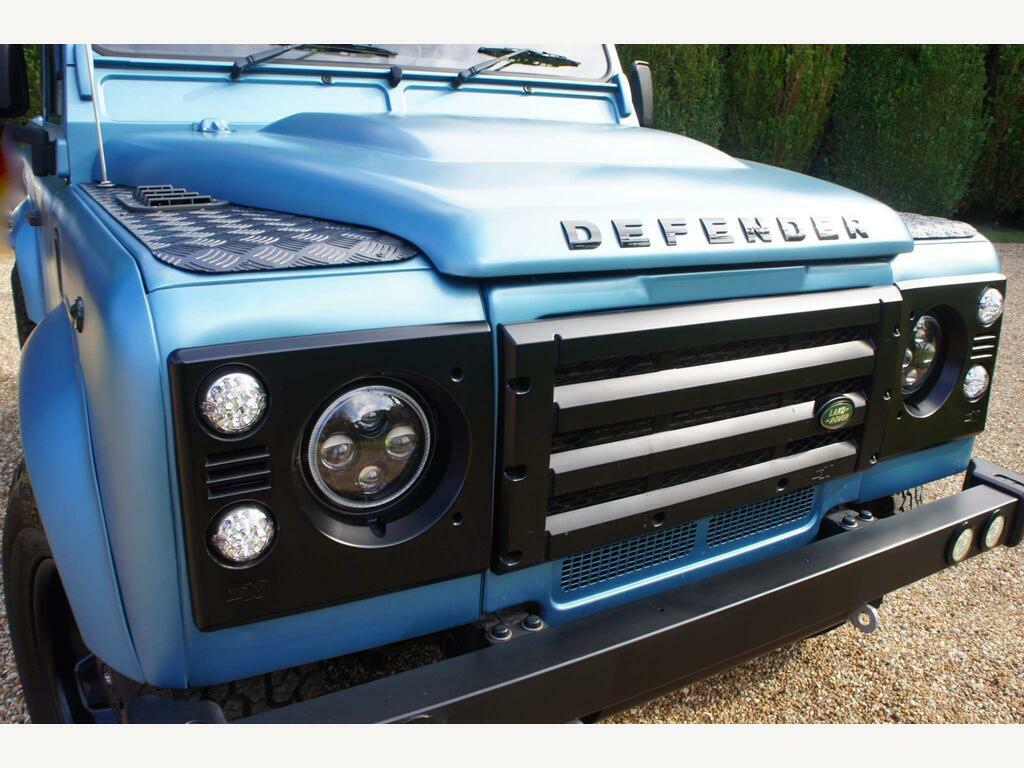 Land Rover Defender 90 Suv Green #16