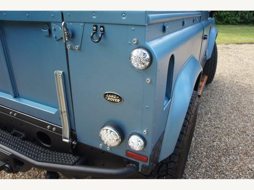 Land Rover Defender 90 Suv Green #21