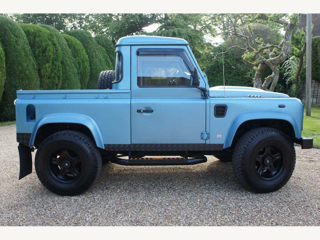 Land Rover Defender 90 Suv Green #10