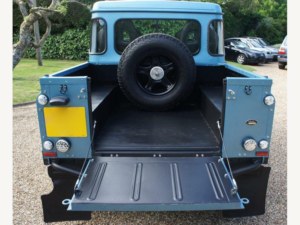 Land Rover Defender 90 Suv Green #17