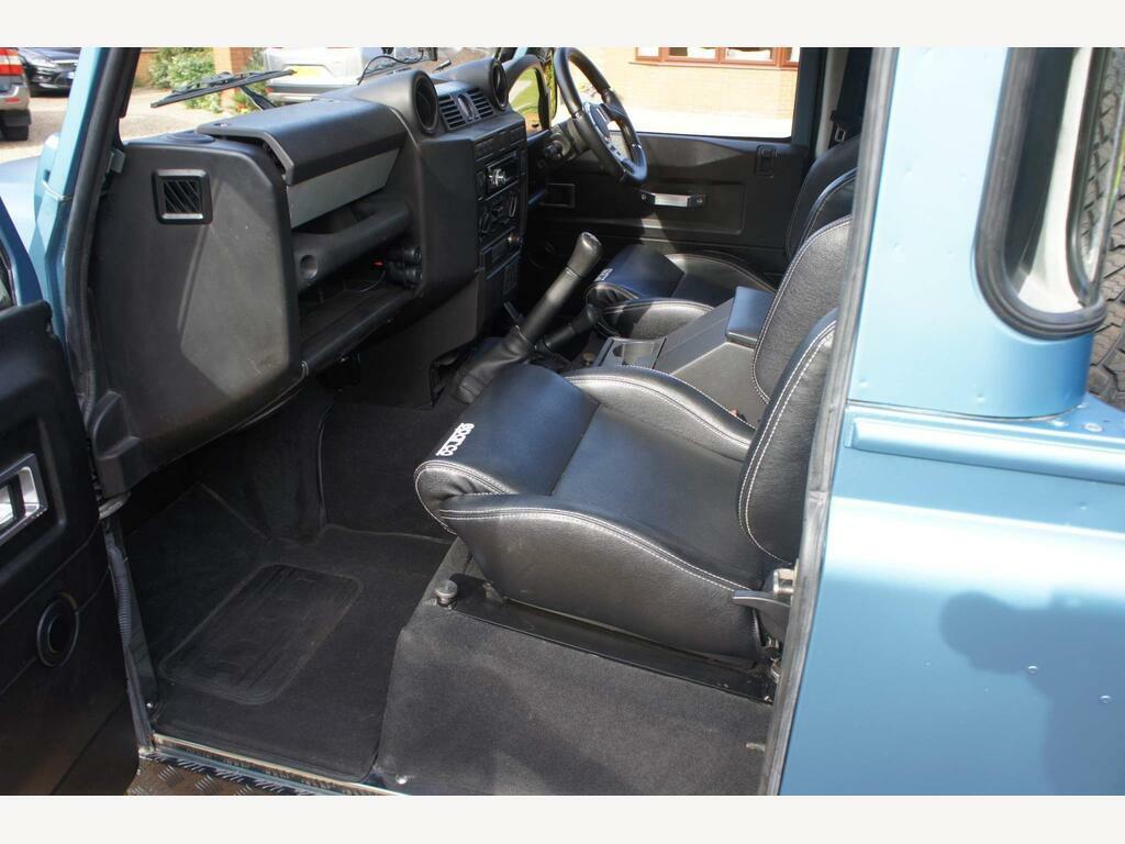 Land Rover Defender 90 Suv Green #33
