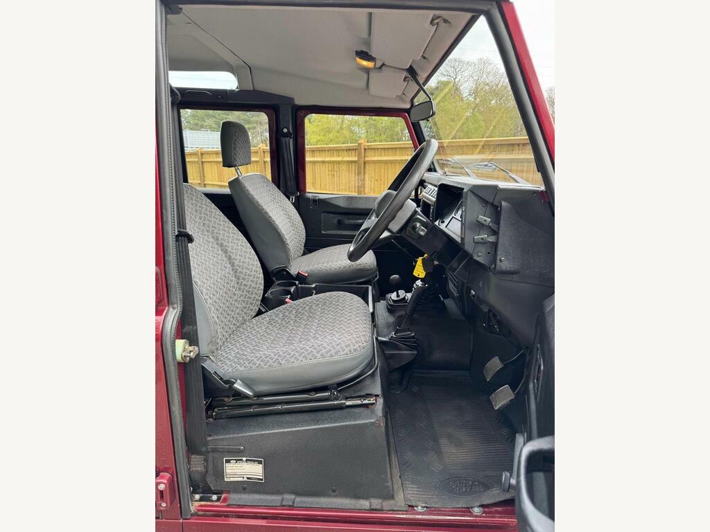 Land Rover Defender 110 2.5 Td5 County Station Wagon Red #4