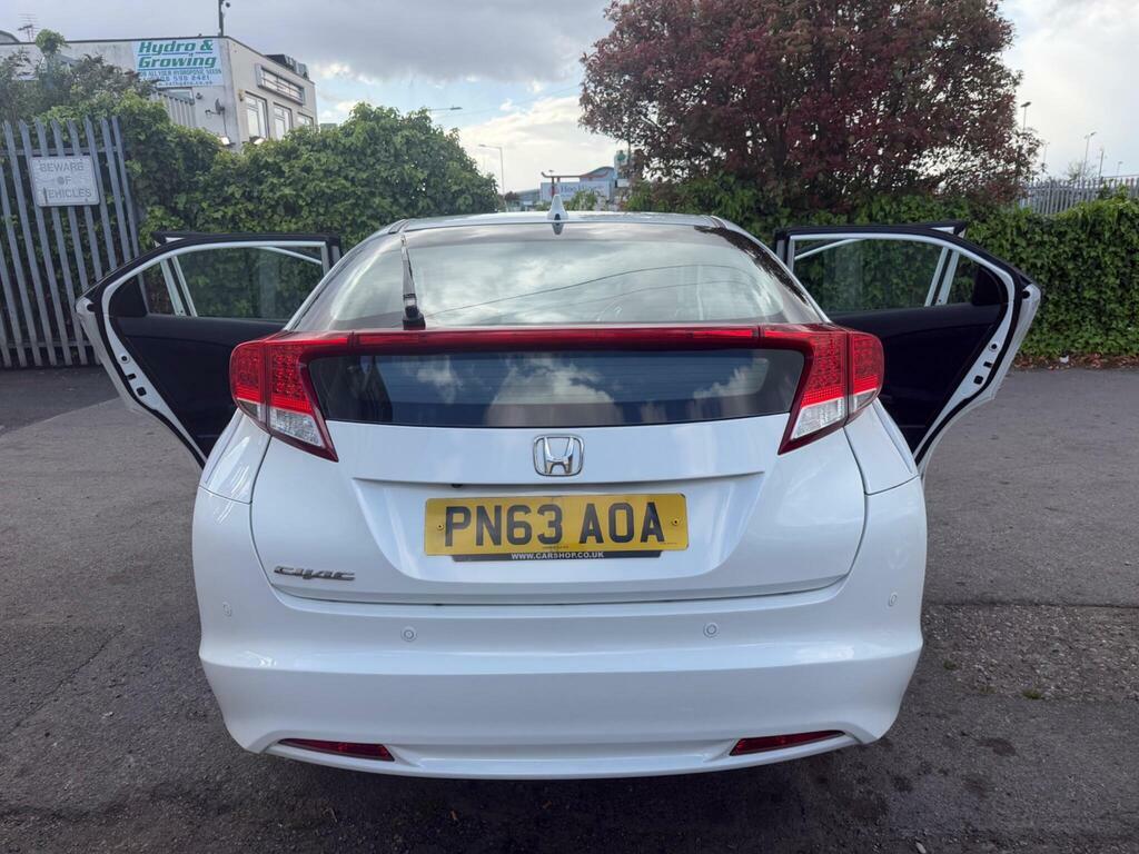 Honda Civic 1.6 I-dtec Es-t Euro 5 S S PN63AOA White #5