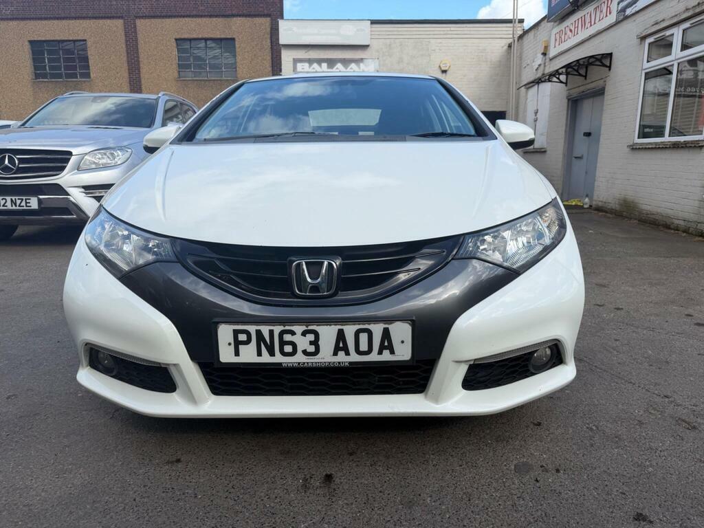 Honda Civic 1.6 I-dtec Es-t Euro 5 S S PN63AOA White #2