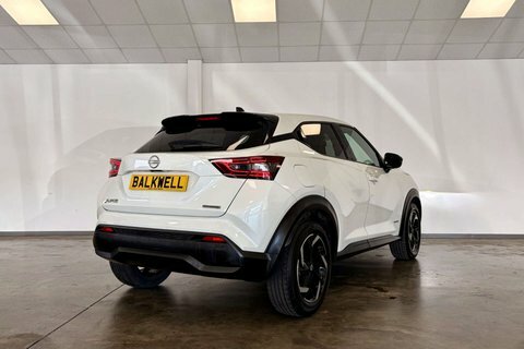 Nissan Juke 1.6 Juke N-connecta YA72CSU White #3