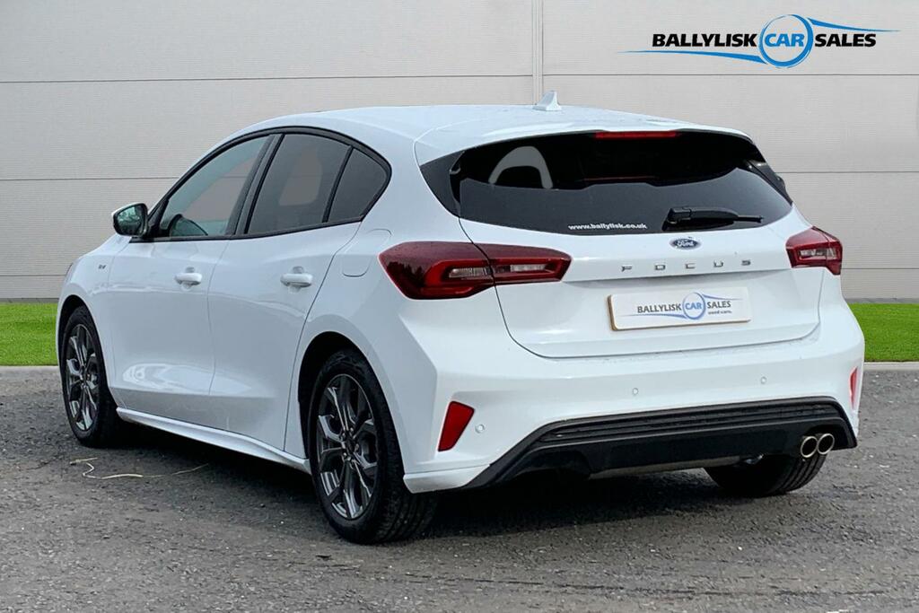 Ford Focus 1.0T 125Ps St-line In White With Only 1500 Miles White #2